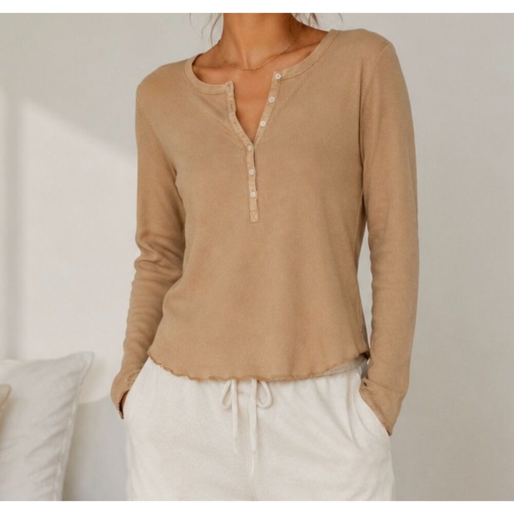 Aerie Womens Y2K Preppy 90s Long Sleeve Ribbed Henley Top Size XXL Beige Cozy